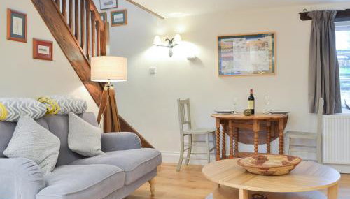 Stables End - Photo 4