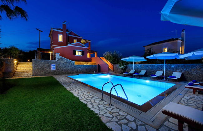 Luxury Villa Lemonia With Private Pool - Photo 33