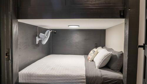 Bonnie n Clyde and Jesse James - Foto 5