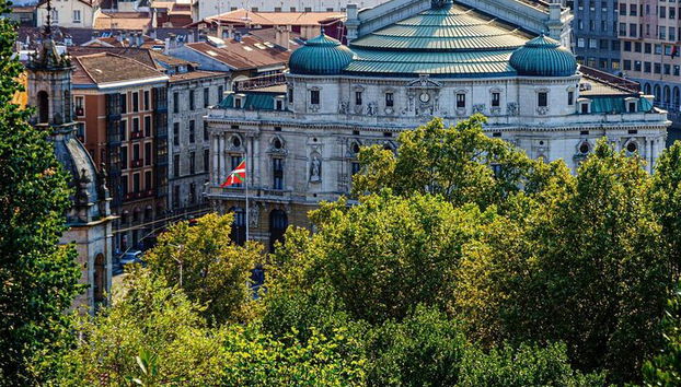 Bilbao: tour privado en bicicleta por lo más destacado con guía - Foto 4