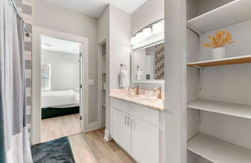 Large Modern Home Centrally located With Hot Tub - Foto 70