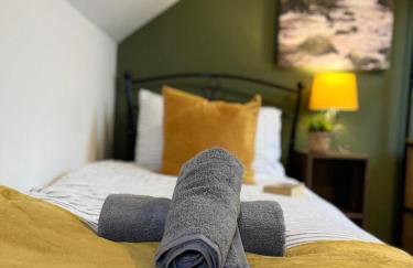 Ideal 4-bed home sleeps 7 - Nr Trafford Ctr & M60 - Foto 55