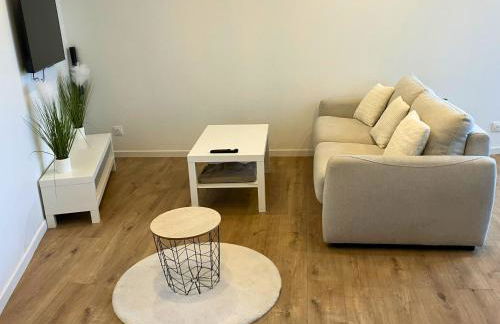 Beau T2 moderne et calme - gare & centre - idéal pro-couple-famille - Foto 1