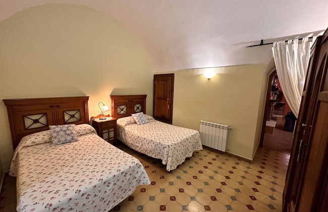 Cuevas la Granja - Foto 41