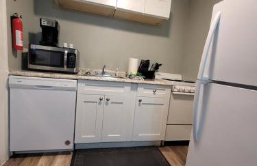 TWO BEDROOM HOME IN BEAUTIFUL DOWNTOWN LAKELAND - Foto 18