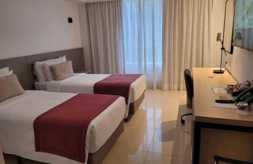 FLAT EXCLUSIVO DENTRO DO HOTEL RAMADÃ - Eixo Monumental - Foto 2