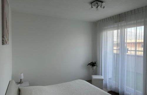 Appartement de standing, parking privé, climatisé, proche du centre-ville et la gare centre - Foto 9