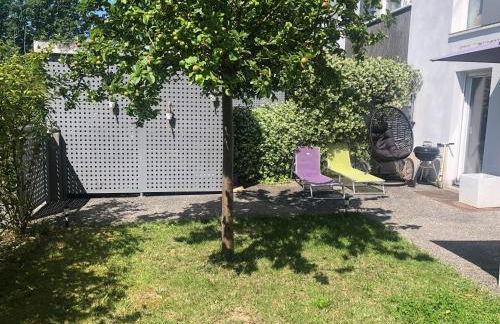 Calme et vert à 10 min de Paris, dans une résidence familiale et surveillée, 6 personnes avec sa place de parking et son jardinet Pas de fêtes - Foto 20