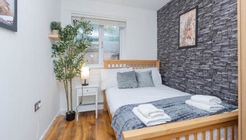 Open Mind Property - 3 Bed Home with Free Parking - Foto 3