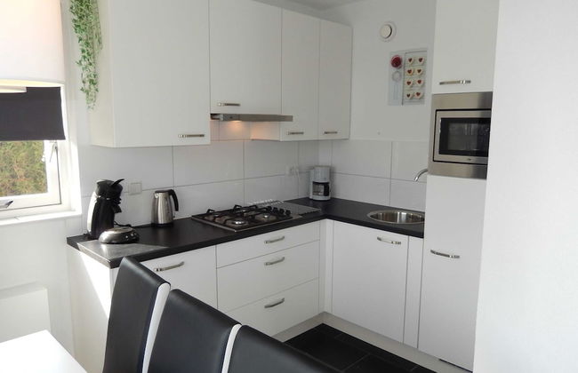 Detached House With Garden Near the Sea - Photo 4