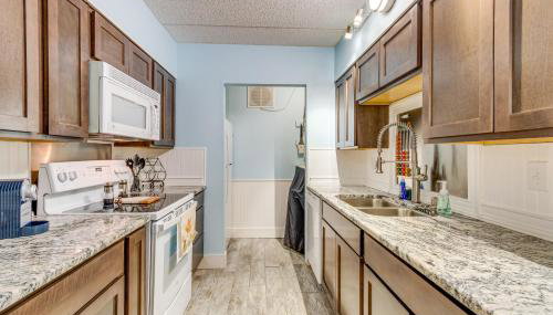 Central Mary Esther Condo 5 Mi to Okaloosa Island! - Foto 4