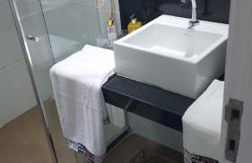 Lindo apartamento na Atalaia pertinho da praia - Foto 13