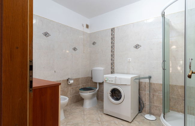 Melita Lara - Foto 24