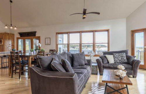 Fall Colors Getaway Walk to Downtown & Ferry - Foto 12