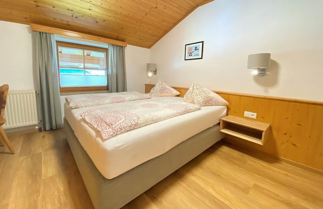 Apartment in Filzmoos Near Ski Amade - Photo 2