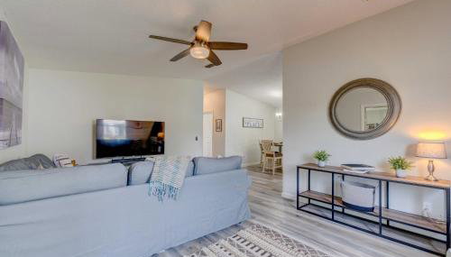 Peaceful Lady Lake Home with Screened-In Porch! - Foto 4