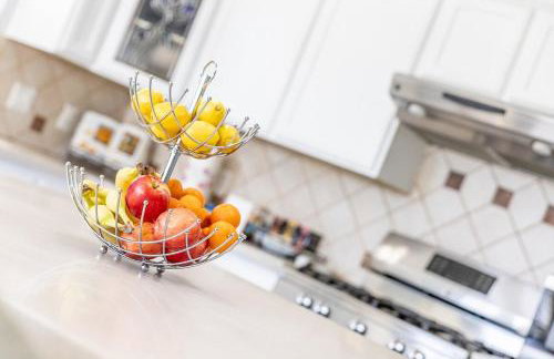 Farmington Gem 6BR Hot Cold Tub Sleeps 15 - Foto 14