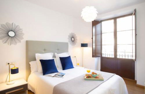 SingularStays Valencia Center - Photo 2