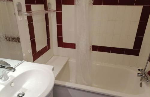 Appartement Pyrénées Sainte-marie de campan proche la Mongie avec parking couvert privatif - Foto 15