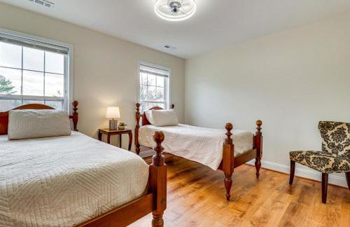 Walk to Dtwn and Campus! Spacious Hampton Home - Foto 23