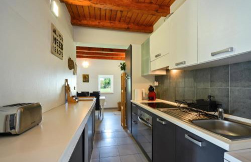 Private Villa with Pool and Jacuzzi Dreamy Hill - Foto 17