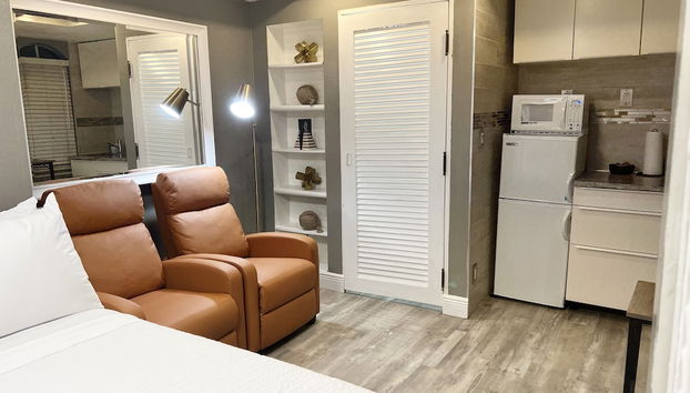 Miami Beach HomeStay - Photo 4, Room