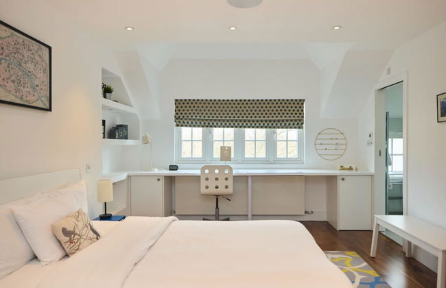 The Clapham Crib - Spacious 4bdr House With Patio - Foto 36