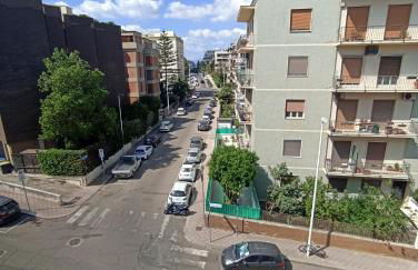 Trilocale in centro vicino al parco Monte Urpinu - Foto 5