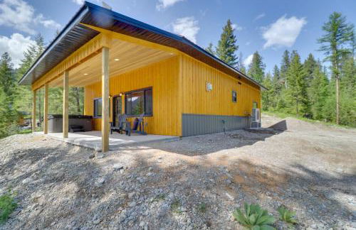 Lakeside Cabin Retreat with Private Hot Tub! - Foto 2