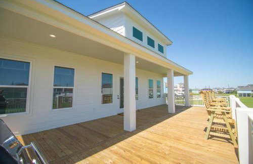 4BR Beach Haven - Deck, Gourmet Kitchen, Tiki Bar Fun - Foto 57