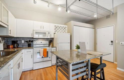 CozySuites Mill District with pool, gym #01 - Foto 8