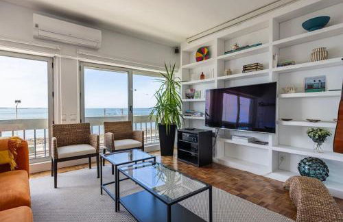 Unique Riverview Apartment - Photo 4