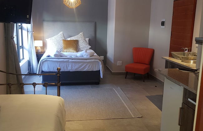 Sleepat84 - Photo 11