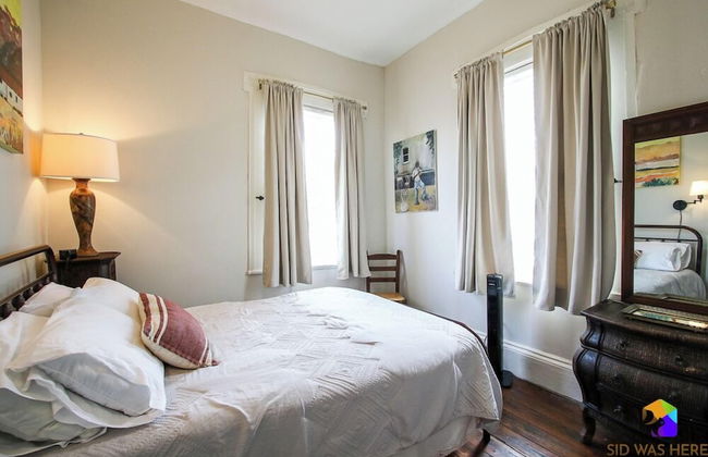 Artist's House Upper Apt Walk to Forsyth - Photo 64