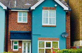 Stunning Seafront House with garden and private parking - Foto 25