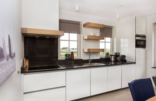 Luxury Villa With Sauna and Jacuzzi at the Lake - Foto 59