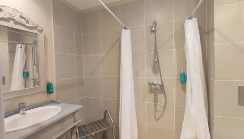 La Redorte 14 - Foto 2, Shower