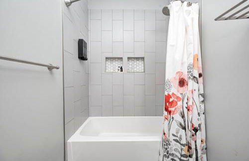 Indy Getaway - 5BR - Sleeps 16 - Arcade games - Perfect for families and groups - Foto 22