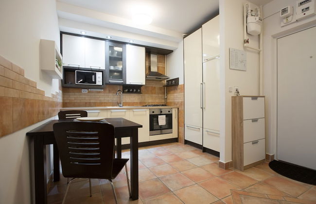 Rupa pod oblacima - Foto 7