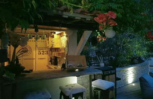 Pomme de Pin et Mimosa - Foto 12