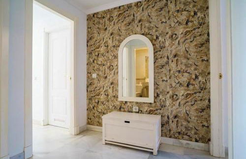 Stunning 3BR in Hacienda Del Sol Beach & Pool - Photo 16