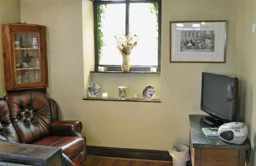 Gamekeepers Cottage - Hw7729 - Photo 2