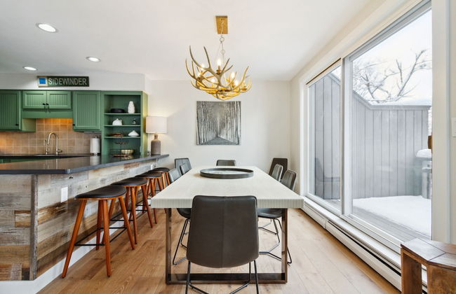 Slopeside In Okemo - Beautifully Renovated Spacious Family Townhouse 3 Bedroom Townhouse by RedAwning - Foto 12