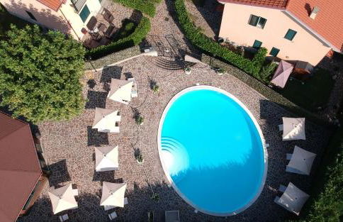 esiloM Aparthotel - Foto 7