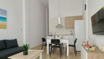 Hasta para 6 viajeros, Luz Natural Cocina Equipada - Foto 4