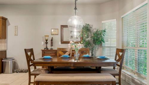 Jenks Oasis-5BR Near Tulsa and Premium Outlets - Photo 2