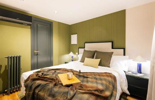 Stylish 4 suites +patio luxury apartment Gran Via - Photo 33