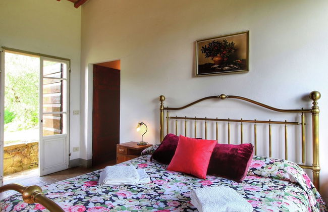 Apartment in a Farmhouse With Swimming Pool - Photo 13