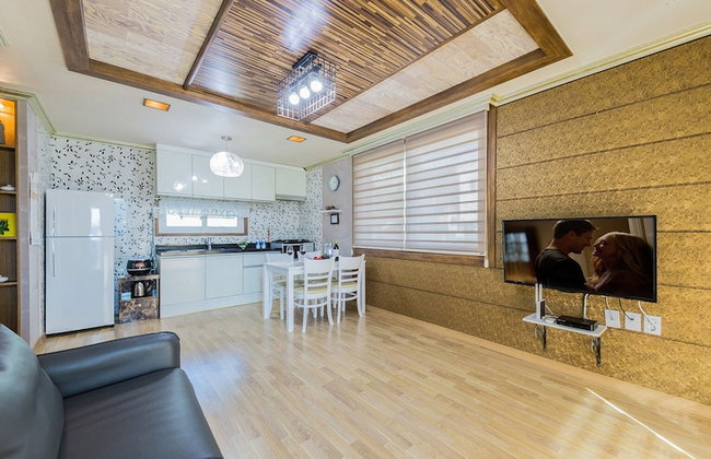 Namhae Oceanview Pension - Foto 16