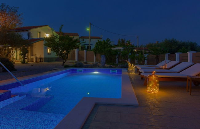 Tranquil Getaway Polje Villa With Pool - Foto 38